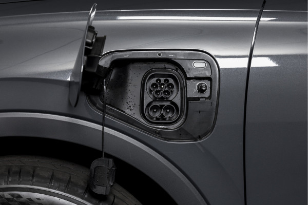 Volkswagen Tiguan 1.5 eHybrid Life Edition | IQ Light | Dig. Cockpit | Adapt. Cruise | Stoel-+stuurverw. | 360 Camera | PDC | App. Connect | ECC | LM 17" | 6086