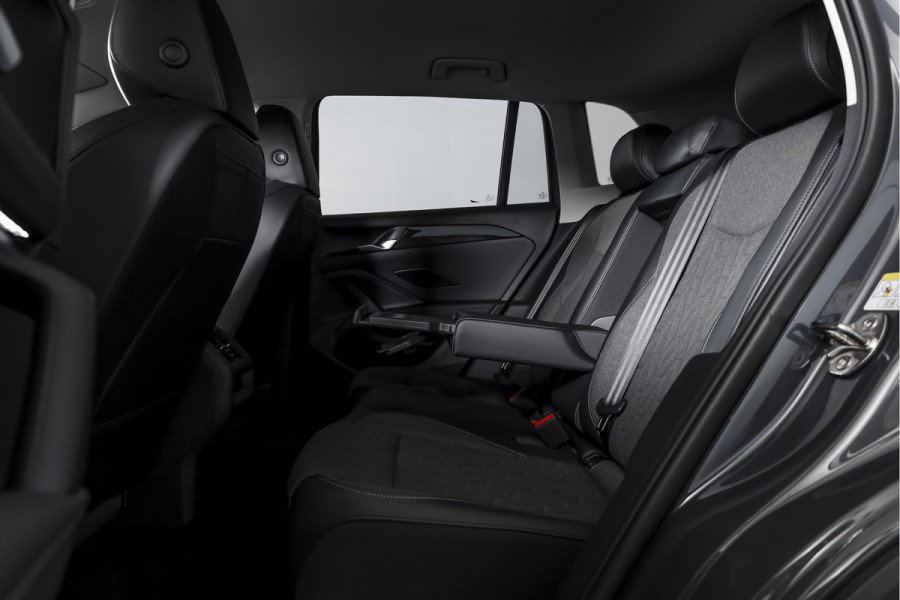 Volkswagen Tiguan 1.5 eHybrid Life Edition | IQ Light | Dig. Cockpit | Adapt. Cruise | Stoel-+stuurverw. | 360 Camera | PDC | App. Connect | ECC | LM 17" | 6086