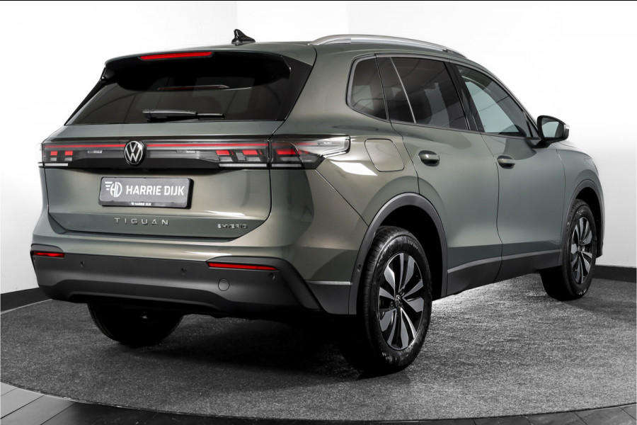 Volkswagen Tiguan 1.5 eHybrid 204 PK Life Edition | Dig. Cockpit | Adapt. Cruise | Stoel-+stuurverw. | 360 Camera | PDC | App. Connect | ECC | LM 17" | 5439