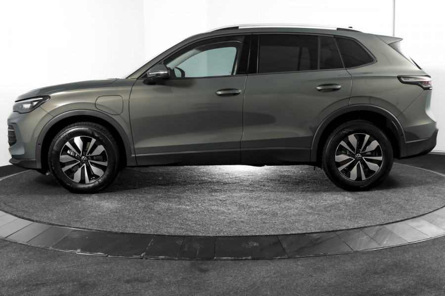 Volkswagen Tiguan 1.5 eHybrid 204 PK Life Edition | Dig. Cockpit | Adapt. Cruise | Stoel-+stuurverw. | 360 Camera | PDC | App. Connect | ECC | LM 17" | 5439