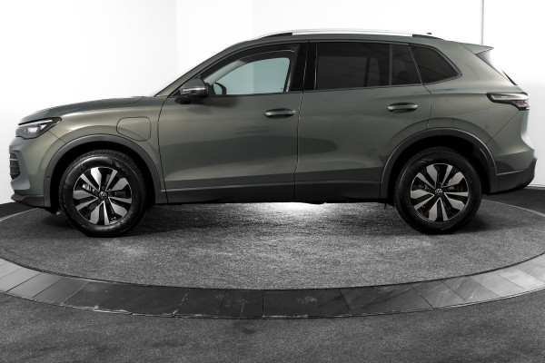 Volkswagen Tiguan 1.5 eHybrid 204 PK Life Edition | Dig. Cockpit | Adapt. Cruise | Stoel-+stuurverw. | 360 Camera | PDC | App. Connect | ECC | LM 17" | 5439