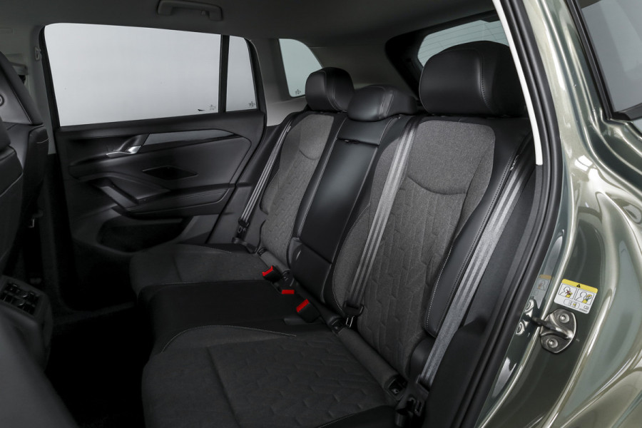 Volkswagen Tiguan 1.5 eHybrid 204 PK Life Edition | Dig. Cockpit | Adapt. Cruise | Stoel-+stuurverw. | 360 Camera | PDC | App. Connect | ECC | LM 17" | 5439