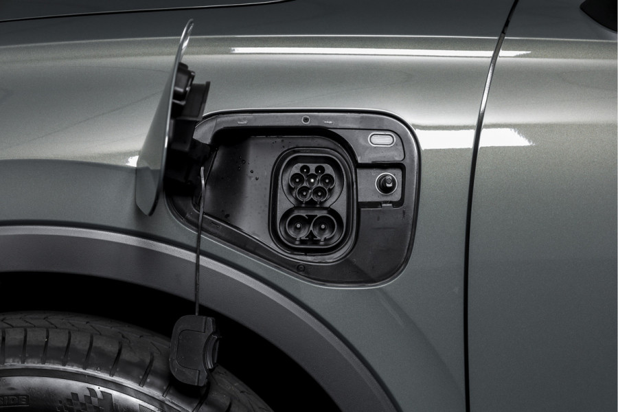 Volkswagen Tiguan 1.5 eHybrid 204 PK Life Edition | Dig. Cockpit | Adapt. Cruise | Stoel-+stuurverw. | 360 Camera | PDC | App. Connect | ECC | LM 17" | 5439