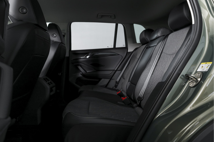 Volkswagen Tiguan 1.5 eHybrid 204 PK Life Edition | Dig. Cockpit | Adapt. Cruise | Stoel-+stuurverw. | 360 Camera | PDC | App. Connect | ECC | LM 17" | 5439