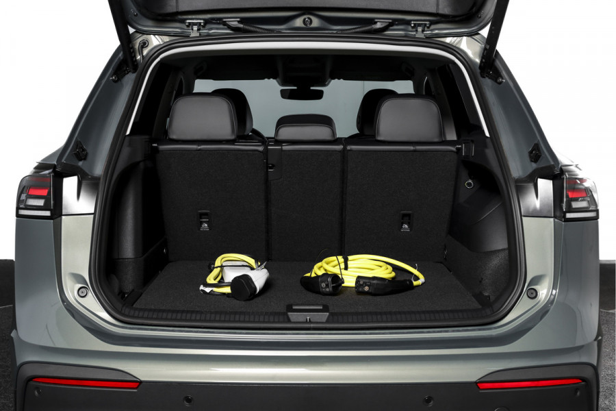 Volkswagen Tiguan 1.5 eHybrid 204 PK Life Edition | Dig. Cockpit | Adapt. Cruise | Stoel-+stuurverw. | 360 Camera | PDC | App. Connect | ECC | LM 17" | 5439