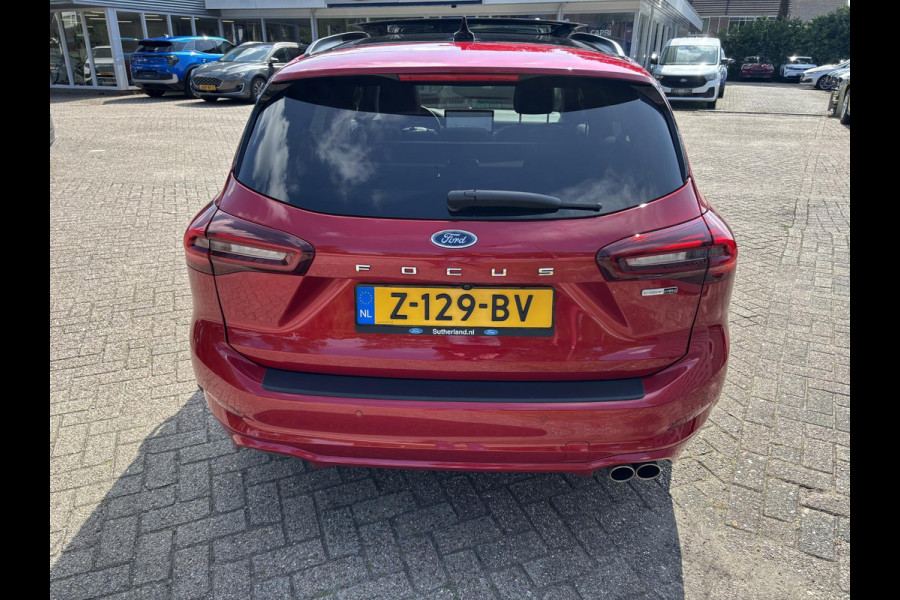 Ford FOCUS Wagon 1.0 EcoBoost Hybrid ST Line X 155pk | Vol leder | Panoramadak | | Adaptive cruise control | Winter Pack | All season banden | Camera