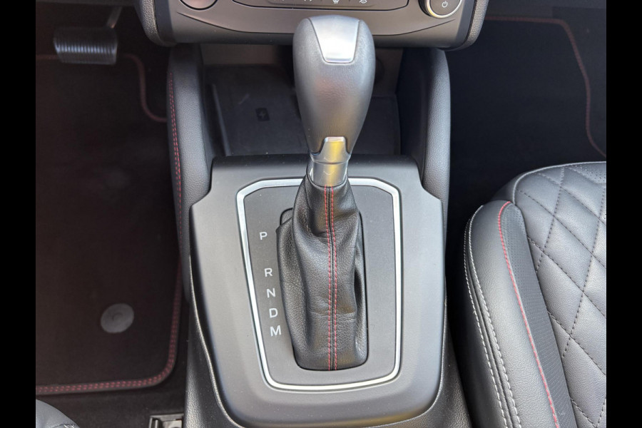 Ford FOCUS Wagon 1.0 EcoBoost Hybrid ST Line X 155pk | Vol leder | Panoramadak | | Adaptive cruise control | Winter Pack | All season banden | Camera
