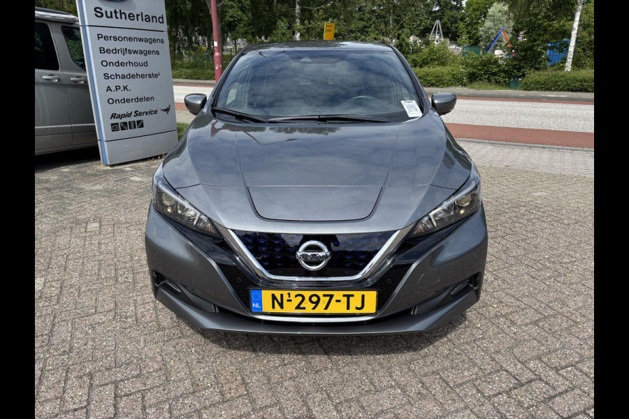 Nissan Leaf N-Connecta 40 kWh 150pk SOH 94.5% | Adaptieve Cruise | Stoelverwarming | 360 graden Camera's