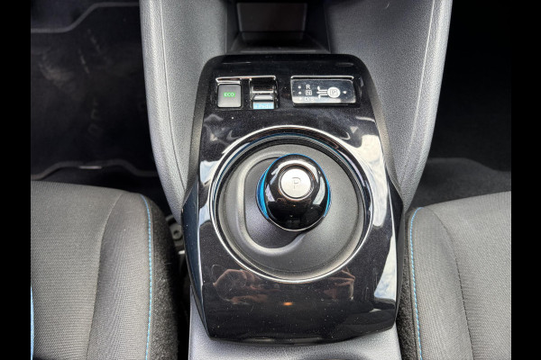 Nissan Leaf N-Connecta 40 kWh 150pk SOH 94.5% | Adaptieve Cruise | Stoelverwarming | 360 graden Camera's
