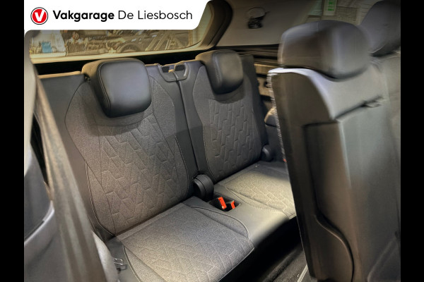 Volkswagen Tayron 1.5 eTSI Life Edition 7persoons / trekhaak / led / 360camera / navigatie
