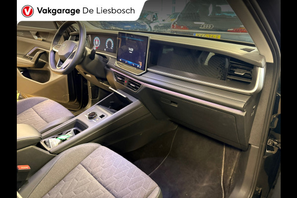 Volkswagen Tayron 1.5 eTSI Life Edition 7persoons / trekhaak / led / 360camera / navigatie