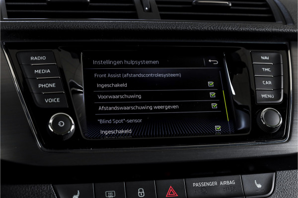 Škoda Fabia Combi 1.0 TSI 110 PK Style | Panodak | Adapt. Cruise | Stoelverw. | PDC | Camera | NAV + App. Connect | ECC | Trekhaak | LM 16" |