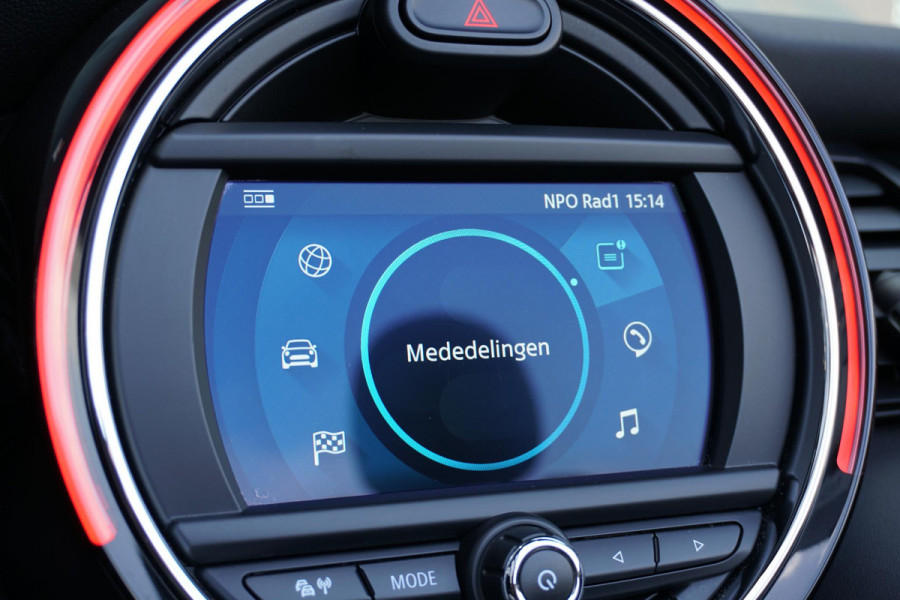 MINI Cabrio 1.5 Cooper Sidewalk Edition JCW + CAMERA / APPLE CARPLAY / STOELVERWARMING