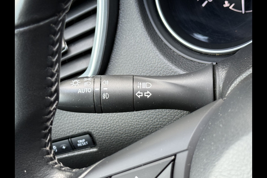 Nissan QASHQAI 1.3 DIG-T N-Connecta | CarPlay | Navi | Camera | Keyless | 18 inch