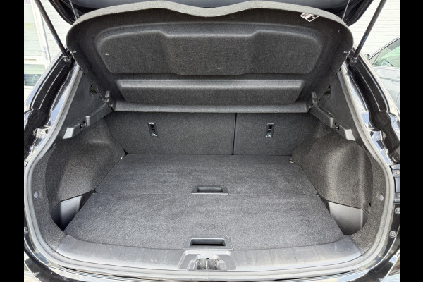 Nissan QASHQAI 1.3 DIG-T N-Connecta | CarPlay | Navi | Camera | Keyless | 18 inch