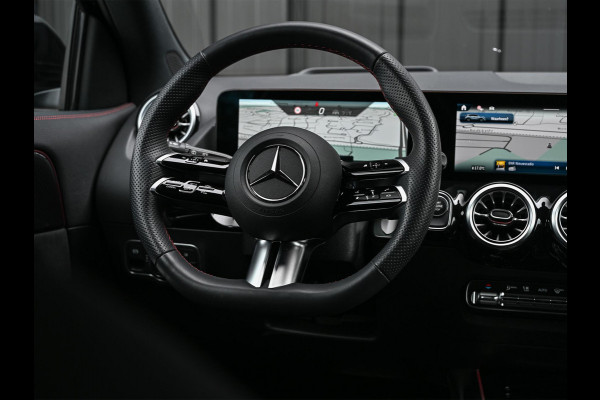 Mercedes-Benz GLA 250 e Business Solution AMG | Panorama dak | Memory seats | Stoelverwarming | Head-up | Camera | Ambiance interieur | Distronic |