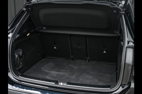 Mercedes-Benz GLA 250 e Business Solution AMG | Panorama dak | Memory seats | Stoelverwarming | Head-up | Camera | Ambiance interieur | Distronic |