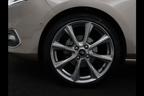 Ford Fiesta 1.0 EcoBoost Vignale | Panoramadak | Carplay | Lederen bekleding | Camera | Adaptive Cruise | Navigatie | Stoel & stuurverwarming | LM | B&O Geluidsinstallatie | DAB | 56.600km NAP