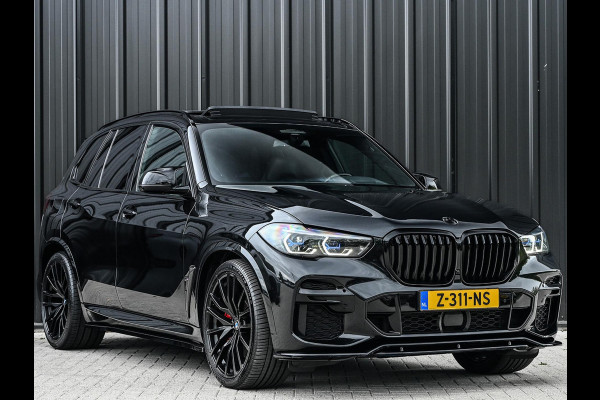 BMW X5 xDrive45e High Executive | Alcantara Hemel | Sky Lounge | 360 Camera | Head-Up | Massage | Stoelventilatie | Soft-Close | Laser Light | Trekhaak | Active Cruise | Luchtvering | Achterasbesturing |