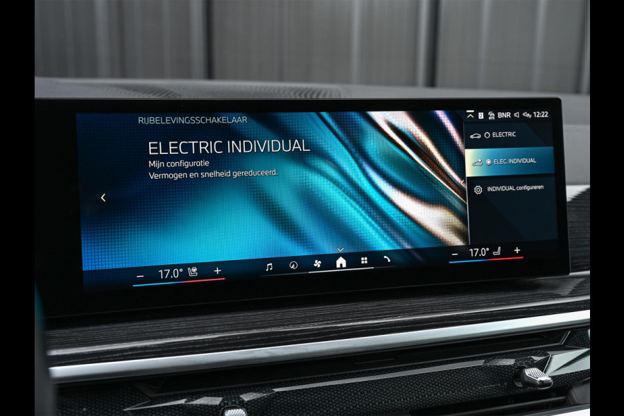 BMW X5 xDrive50e Launch Edition | M-Sport | Panoramadak Sky Lounge | Active Cruise |  360 Camera | Memory Seats | Harman/Kardon | Stoelverwarming V+A | Luchtvering | Ambiance Verlichting | Comfort Access | Gesture Control |