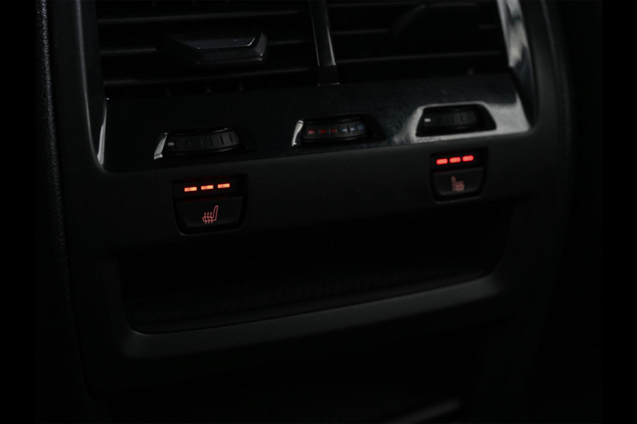 BMW X5 xDrive50e Launch Edition | M-Sport | Panoramadak Sky Lounge | Active Cruise |  360 Camera | Memory Seats | Harman/Kardon | Stoelverwarming V+A | Luchtvering | Ambiance Verlichting | Comfort Access | Gesture Control |