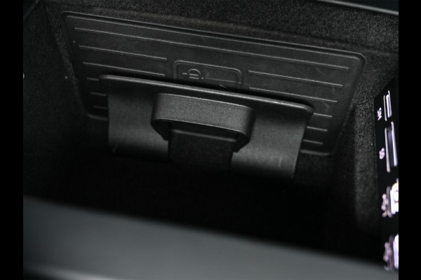 Audi A8 55 TFSI quattro Pro Line Plus | LUCHTVERING | STANDKACHEL | VIRTUAL COCKPIT | LUCHTVERING | ADAPTIVE CRUISE | STOELVERWARMING EN -VENTILATIE | MASSAGE | 360 CAMERA | PANORAMADAK | LED | STUURVERWARMING | HEAD-UP | AMBIANCE INTERIEUR | SOFT-CLOSE |