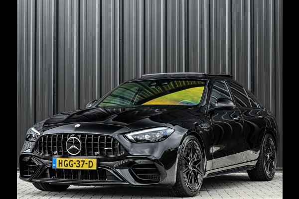 Mercedes-Benz C-Klasse AMG 63 S E Performance | Achterasbesturing | Panoramadak | 360 Camera | Burmester | Memory seats | Carbon inleg | Ambiance interieur |