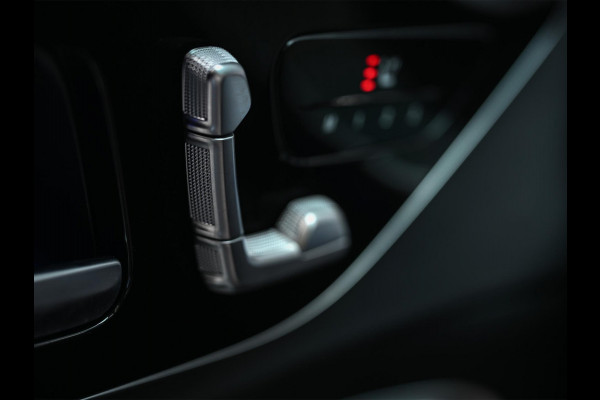 Mercedes-Benz C-Klasse AMG 63 S E Performance | Achterasbesturing | Panoramadak | 360 Camera | Burmester | Memory seats | Carbon inleg | Ambiance interieur |