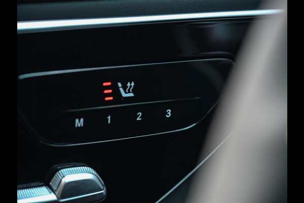 Mercedes-Benz C-Klasse AMG 63 S E Performance | Achterasbesturing | Panoramadak | 360 Camera | Burmester | Memory seats | Carbon inleg | Ambiance interieur |