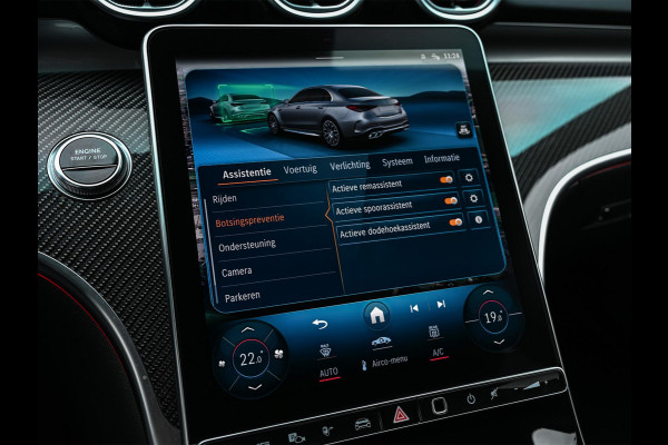 Mercedes-Benz C-Klasse AMG 63 S E Performance | Achterasbesturing | Panoramadak | 360 Camera | Burmester | Memory seats | Carbon inleg | Ambiance interieur |