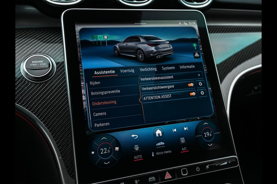 Mercedes-Benz C-Klasse AMG 63 S E Performance | Achterasbesturing | Panoramadak | 360 Camera | Burmester | Memory seats | Carbon inleg | Ambiance interieur |