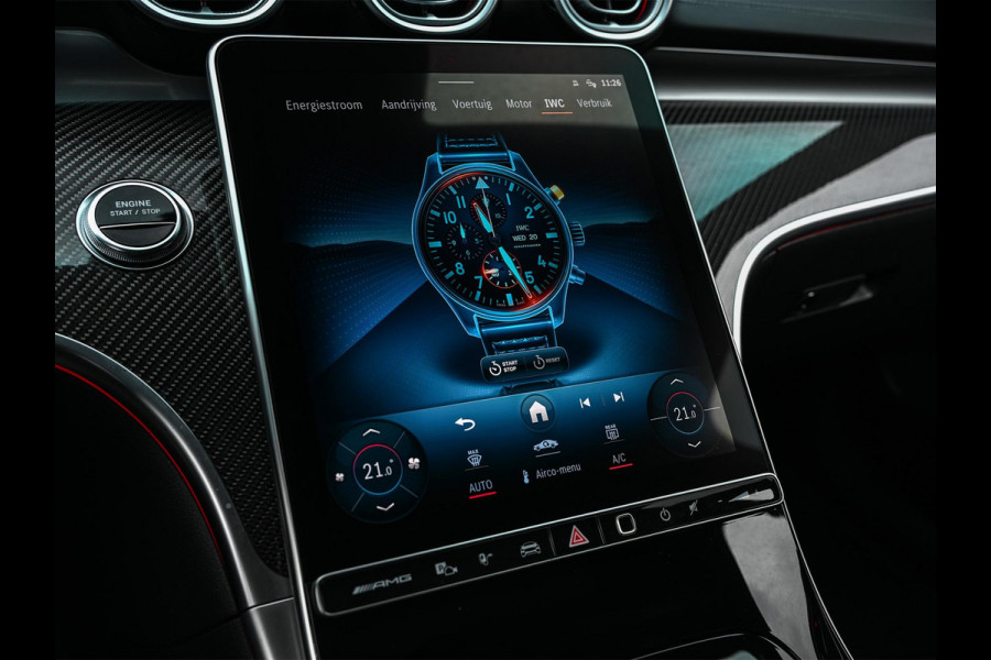Mercedes-Benz C-Klasse AMG 63 S E Performance | Achterasbesturing | Panoramadak | 360 Camera | Burmester | Memory seats | Carbon inleg | Ambiance interieur |
