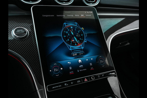 Mercedes-Benz C-Klasse AMG 63 S E Performance | Achterasbesturing | Panoramadak | 360 Camera | Burmester | Memory seats | Carbon inleg | Ambiance interieur |