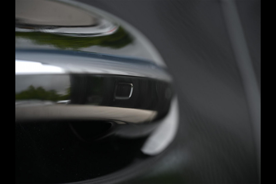 Mercedes-Benz C-Klasse AMG 63 S E Performance | Achterasbesturing | Panoramadak | 360 Camera | Burmester | Memory seats | Carbon inleg | Ambiance interieur |