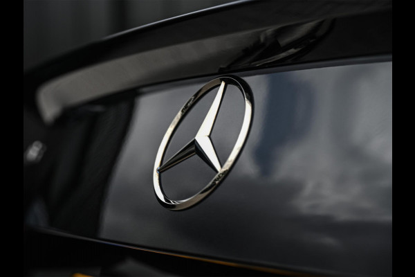 Mercedes-Benz C-Klasse AMG 63 S E Performance | Achterasbesturing | Panoramadak | 360 Camera | Burmester | Memory seats | Carbon inleg | Ambiance interieur |