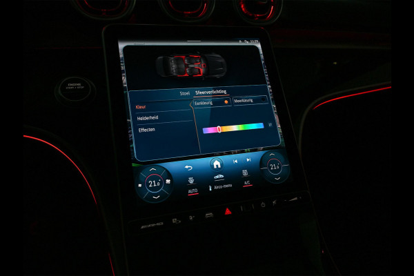 Mercedes-Benz C-Klasse AMG 63 S E Performance | Achterasbesturing | Panoramadak | 360 Camera | Burmester | Memory seats | Carbon inleg | Ambiance interieur |