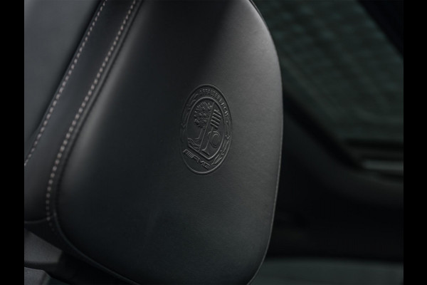 Mercedes-Benz C-Klasse AMG 63 S E Performance | Achterasbesturing | Panoramadak | 360 Camera | Burmester | Memory seats | Carbon inleg | Ambiance interieur |
