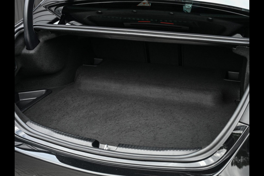 Mercedes-Benz C-Klasse AMG 63 S E Performance | Achterasbesturing | Panoramadak | 360 Camera | Burmester | Memory seats | Carbon inleg | Ambiance interieur |