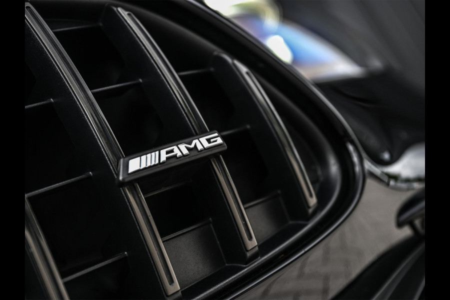 Mercedes-Benz C-Klasse AMG 63 S E Performance | Achterasbesturing | Panoramadak | 360 Camera | Burmester | Memory seats | Carbon inleg | Ambiance interieur |