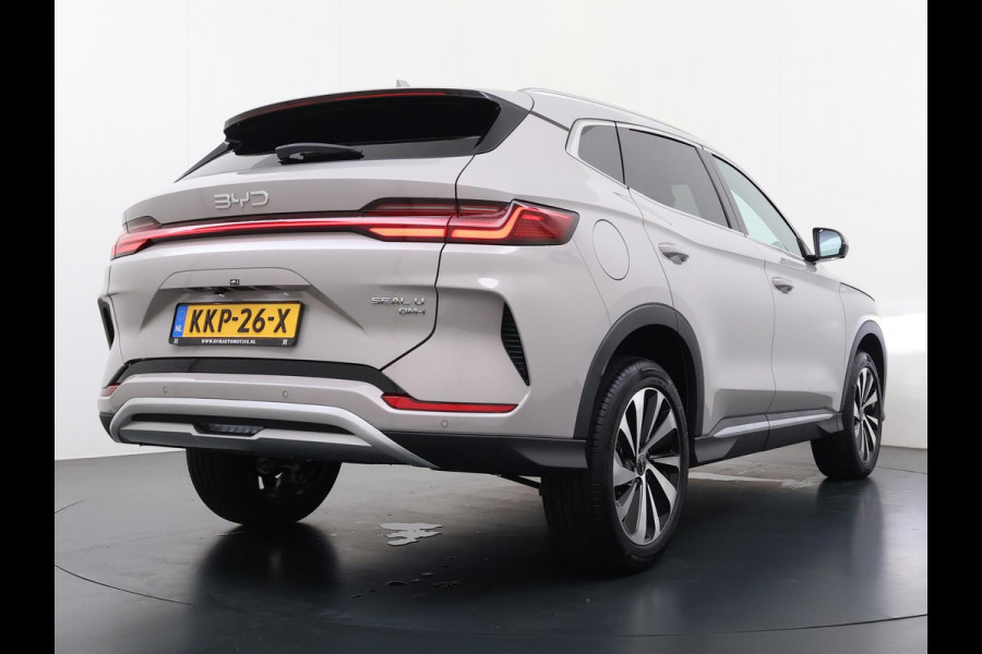 BYD SEAL U 1.5 DM-i FWD Boost VAN: 38.900,- VOOR: 34.440,- UW WKVOORDEEL: 4.460,- | NIEUWE AUTO UIT VOORRAAD LEVERBAAR | 6 JAAR GARANTIE T/M 02-2032 | ALL-IN PRIJS | BTW VERREKENBAAR | FULL OPTION | PANODAK | ELEKTRISCHE STOELEN | ELEKTRISCHE ACHTERKLEP | BOUNDLESS CLOUD