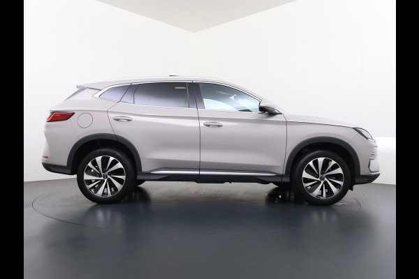 BYD SEAL U 1.5 DM-i FWD Boost VAN: 38.900,- VOOR: 34.440,- UW WKVOORDEEL: 4.460,- | NIEUWE AUTO UIT VOORRAAD LEVERBAAR | 6 JAAR GARANTIE T/M 02-2032 | ALL-IN PRIJS | BTW VERREKENBAAR | FULL OPTION | PANODAK | ELEKTRISCHE STOELEN | ELEKTRISCHE ACHTERKLEP | BOUNDLESS CLOUD