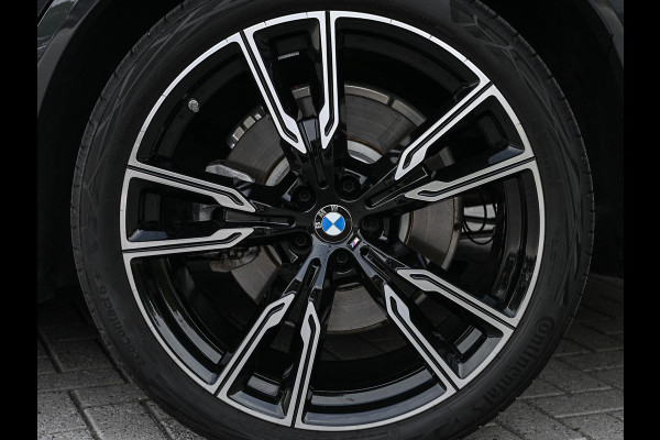 BMW X5 xDrive50e | M-Sport | Panoramadak | Active cruise |  Harman/Kardon | Head-up | 360 camera | Memory Seats | Ambiance verlichting |  Luchtvering | Stoelverwarming V+A | Trekhaak |
