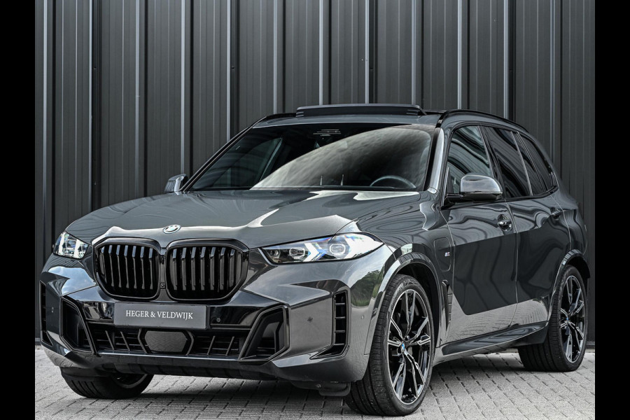 BMW X5 xDrive50e | M-Sport | Panoramadak | Active cruise |  Harman/Kardon | Head-up | 360 camera | Memory Seats | Ambiance verlichting |  Luchtvering | Stoelverwarming V+A | Trekhaak |