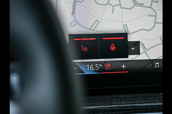 BMW X5 xDrive50e | M-Sport | Panoramadak | Active cruise |  Harman/Kardon | Head-up | 360 camera | Memory Seats | Ambiance verlichting |  Luchtvering | Stoelverwarming V+A | Trekhaak |