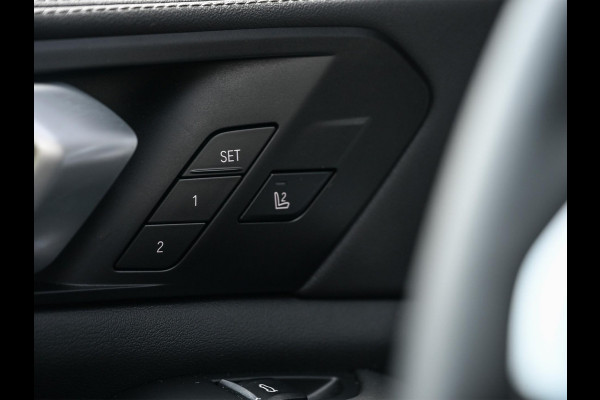 BMW X5 xDrive50e | M-Sport | Panoramadak | Active cruise |  Harman/Kardon | Head-up | 360 camera | Memory Seats | Ambiance verlichting |  Luchtvering | Stoelverwarming V+A | Trekhaak |