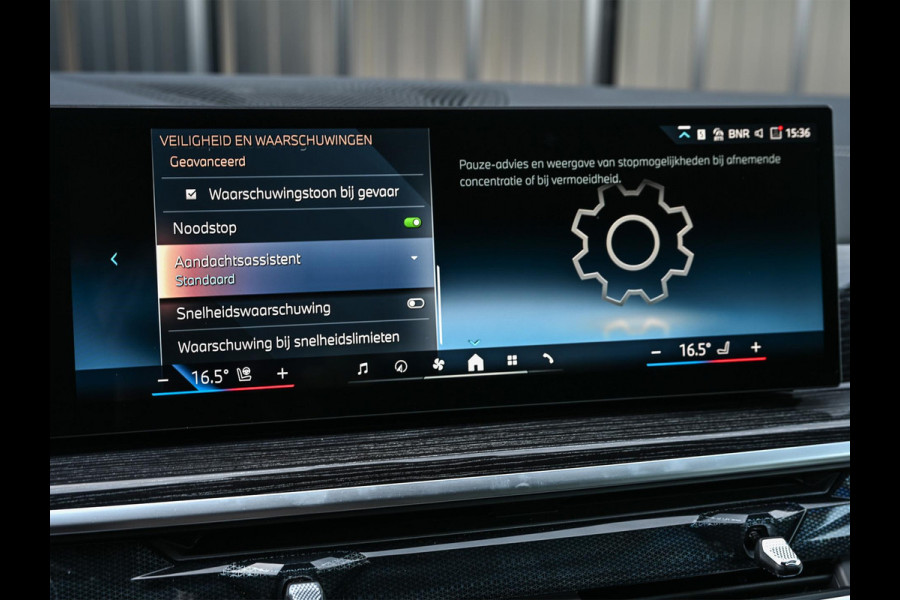 BMW X5 xDrive50e | M-Sport | Panoramadak | Active cruise |  Harman/Kardon | Head-up | 360 camera | Memory Seats | Ambiance verlichting |  Luchtvering | Stoelverwarming V+A | Trekhaak |
