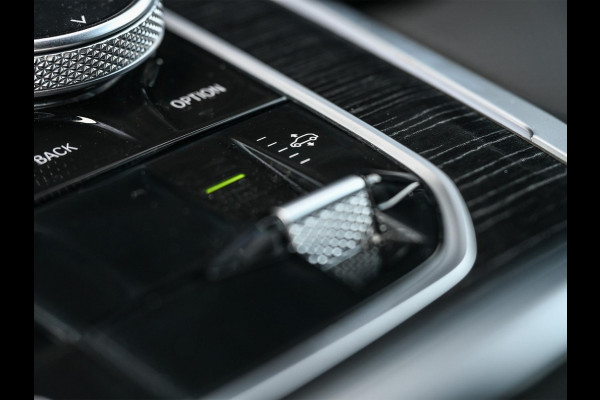 BMW X5 xDrive50e | M-Sport | Panoramadak | Active cruise |  Harman/Kardon | Head-up | 360 camera | Memory Seats | Ambiance verlichting |  Luchtvering | Stoelverwarming V+A | Trekhaak |