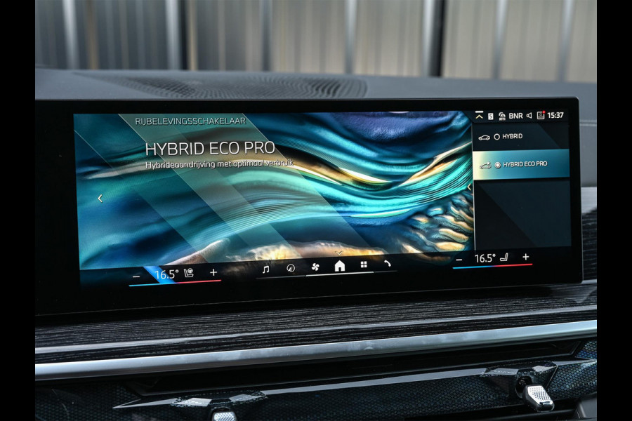 BMW X5 xDrive50e | M-Sport | Panoramadak | Active cruise |  Harman/Kardon | Head-up | 360 camera | Memory Seats | Ambiance verlichting |  Luchtvering | Stoelverwarming V+A | Trekhaak |