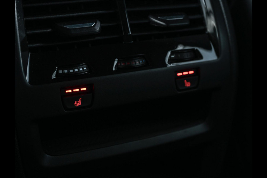 BMW X5 xDrive50e | M-Sport | Panoramadak | Active cruise |  Harman/Kardon | Head-up | 360 camera | Memory Seats | Ambiance verlichting |  Luchtvering | Stoelverwarming V+A | Trekhaak |