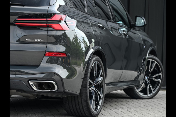 BMW X5 xDrive50e | M-Sport | Panoramadak | Active cruise |  Harman/Kardon | Head-up | 360 camera | Memory Seats | Ambiance verlichting |  Luchtvering | Stoelverwarming V+A | Trekhaak |